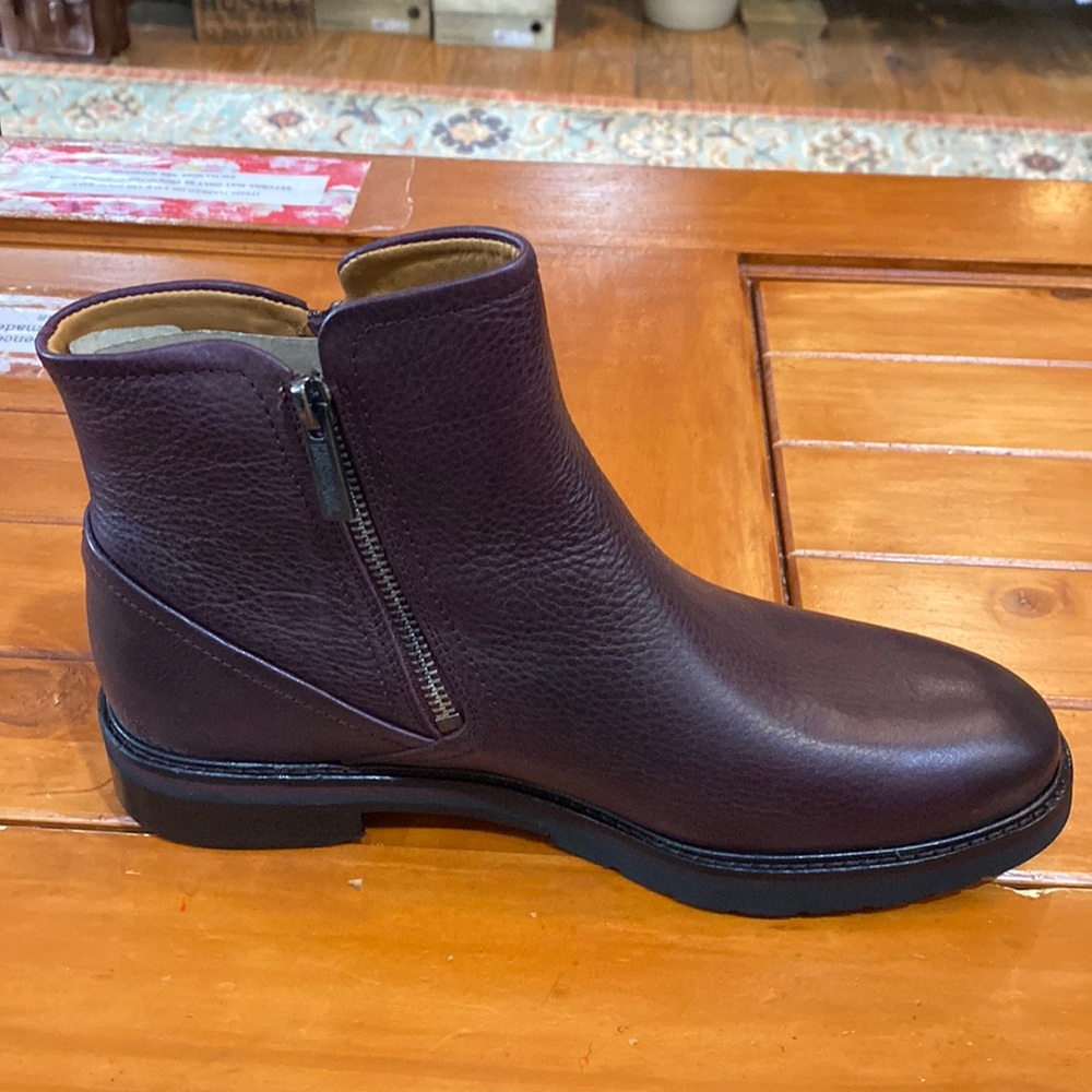 Samuel Hubbard Women’s Double Zip Boot in Wine Tumbled Leather